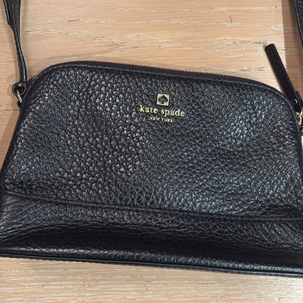 Kate Spade Purse - Picture 2 of 5
